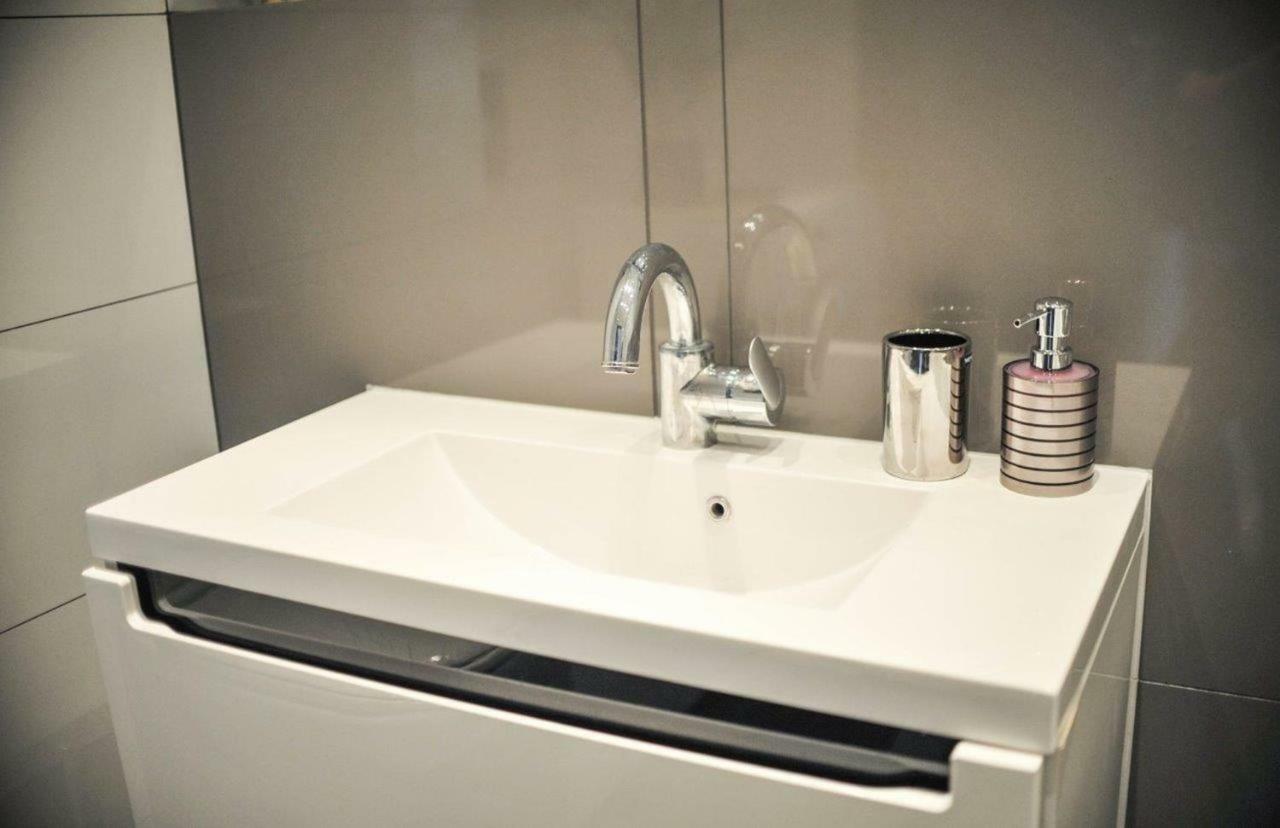 3D Szlak 77 Apartament クラクフ エクステリア 写真