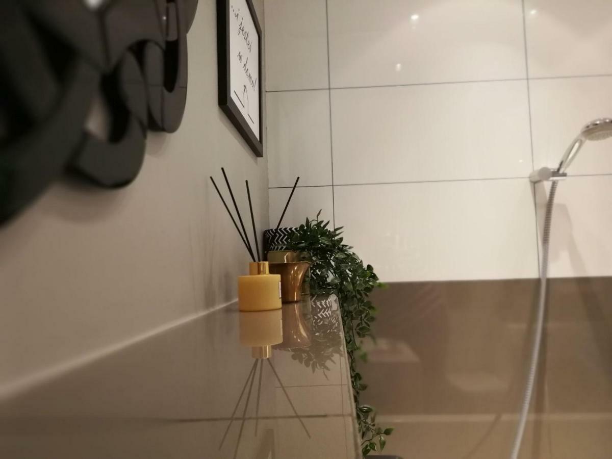 3D Szlak 77 Apartament クラクフ エクステリア 写真